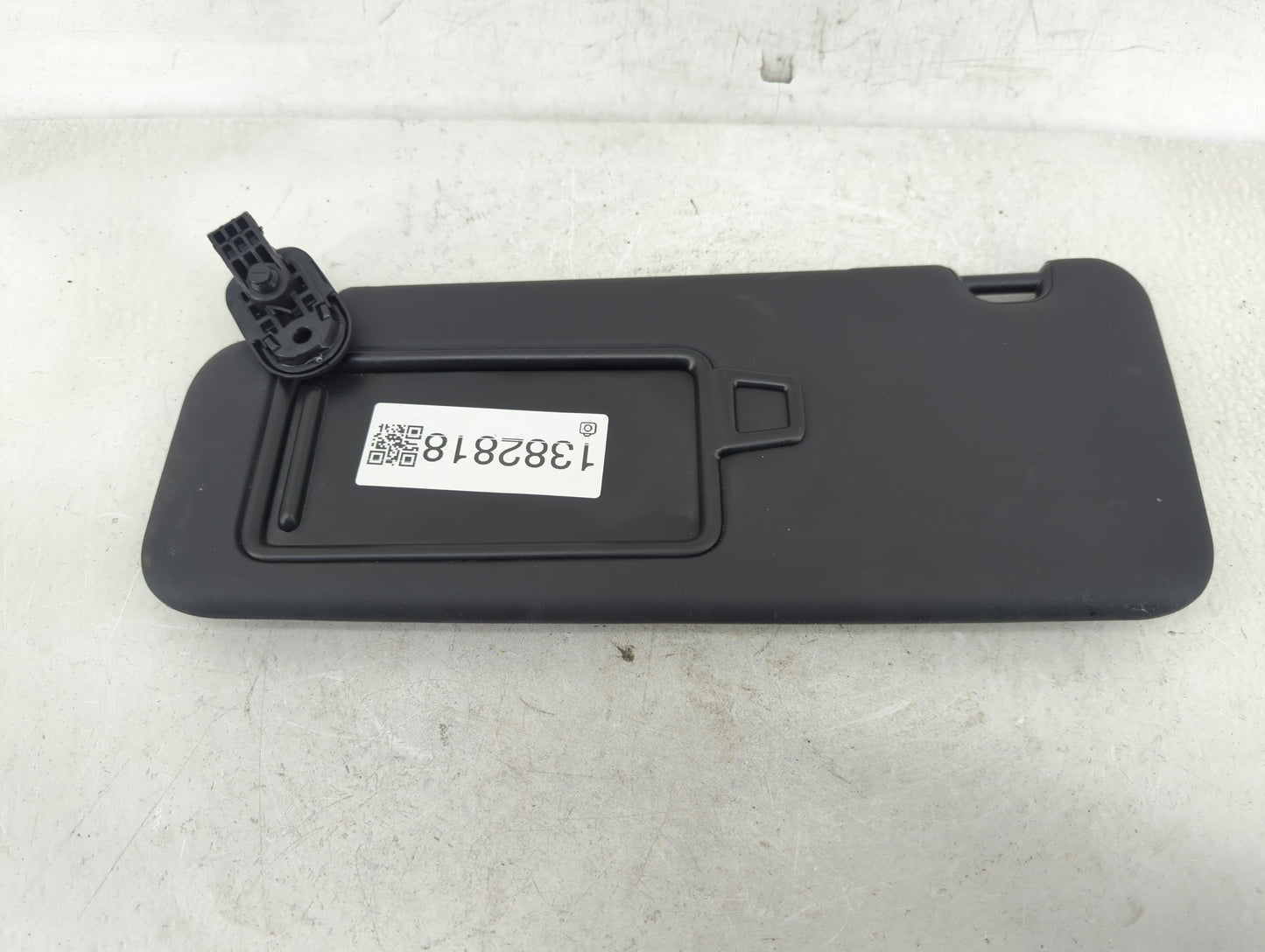 2019-2020 Hyundai Veloster Sun Visor Shade Replacement Driver Left Mirror Fits Fits 2019 2020 OEM Used Auto Parts - Oemuseda