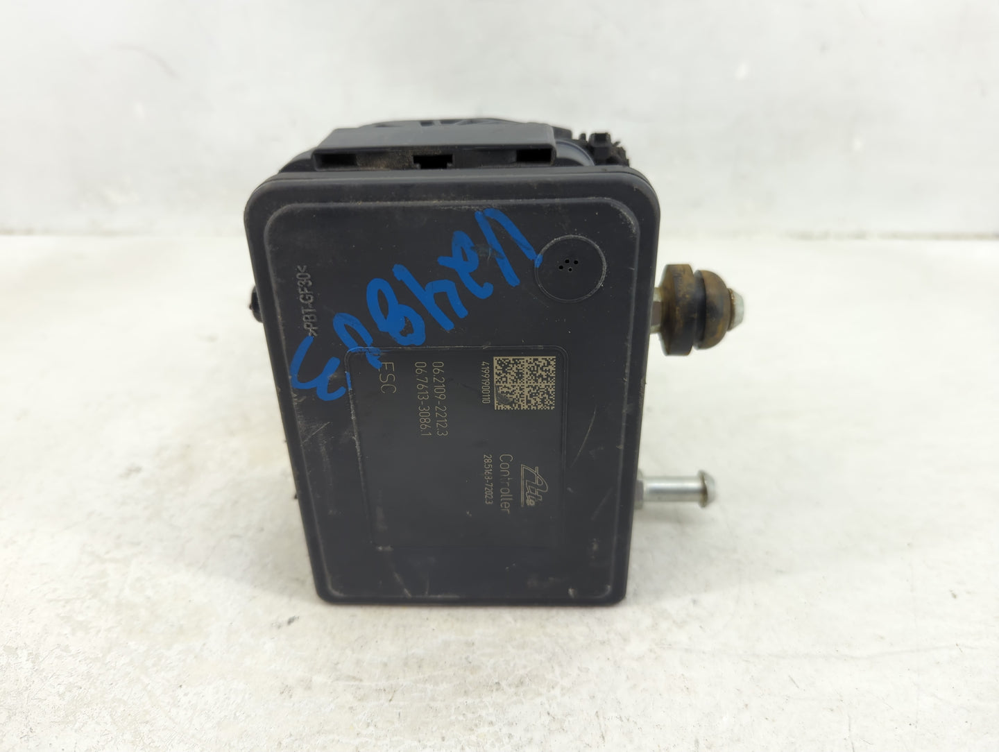 2019-2020 Hyundai Veloster ABS Pump Control Module Replacement Fits Fits 2019 2020 OEM Used Auto Parts - Oemusedautoparts1.c
