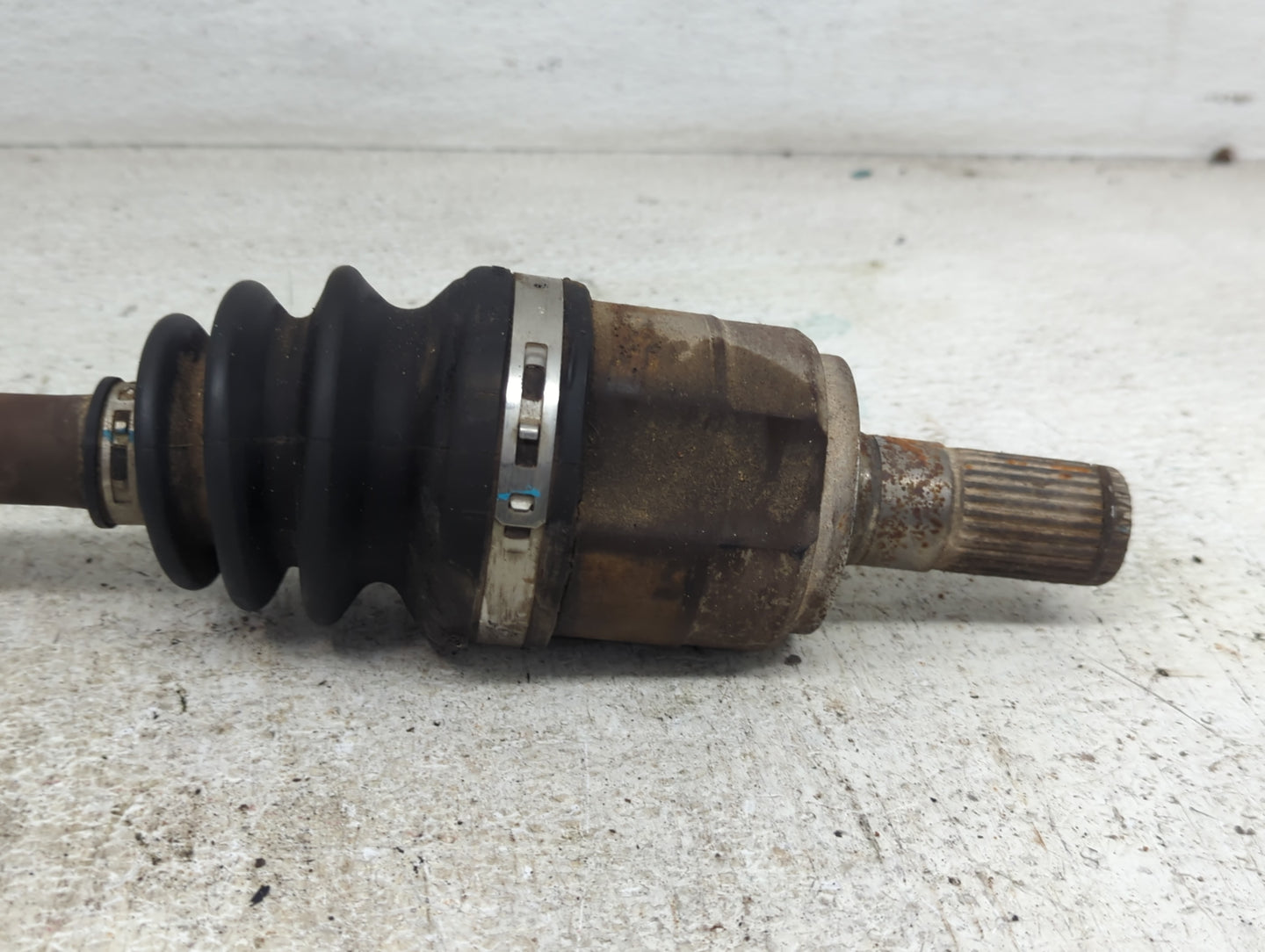 2019-2020 Hyundai Veloster Axle Shaft Front Driver Cv C/v - Oemusedautoparts1.com