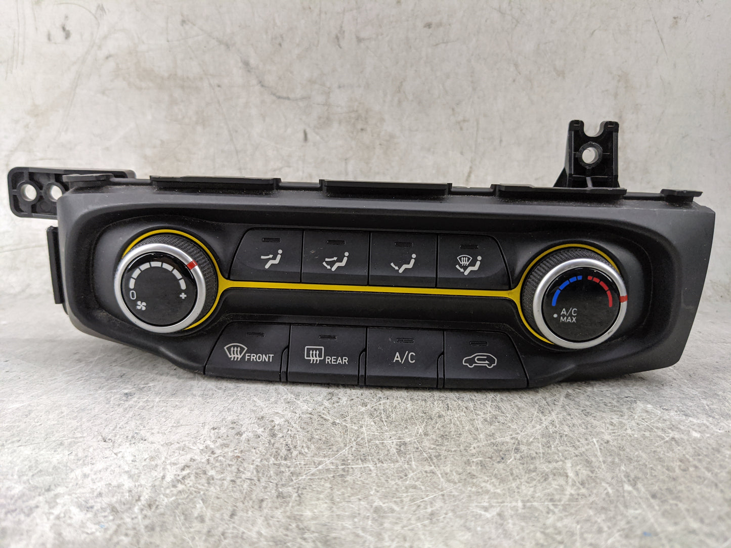 2019-2020 Hyundai Veloster Climate Control Module Temperature AC/Heater Replacement P/N:C20037-3440 200213A0051848 Fits OEM 