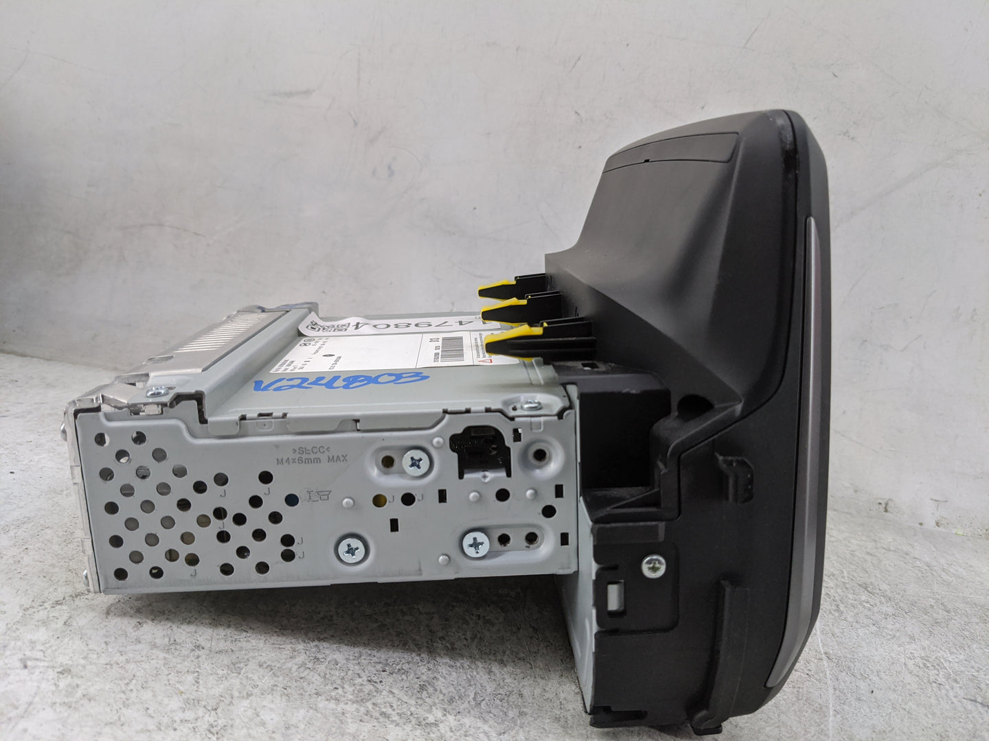 2020 Hyundai Veloster Information Display Screen - Oemusedautoparts1.com
