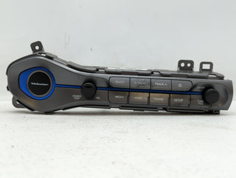 compare product 2019-2020 Hyundai Veloster Climate Control Module Temperature AC/Heater Replacement P/N:2633896 Fits Fits 2019 2020 OEM Used Auto Parts