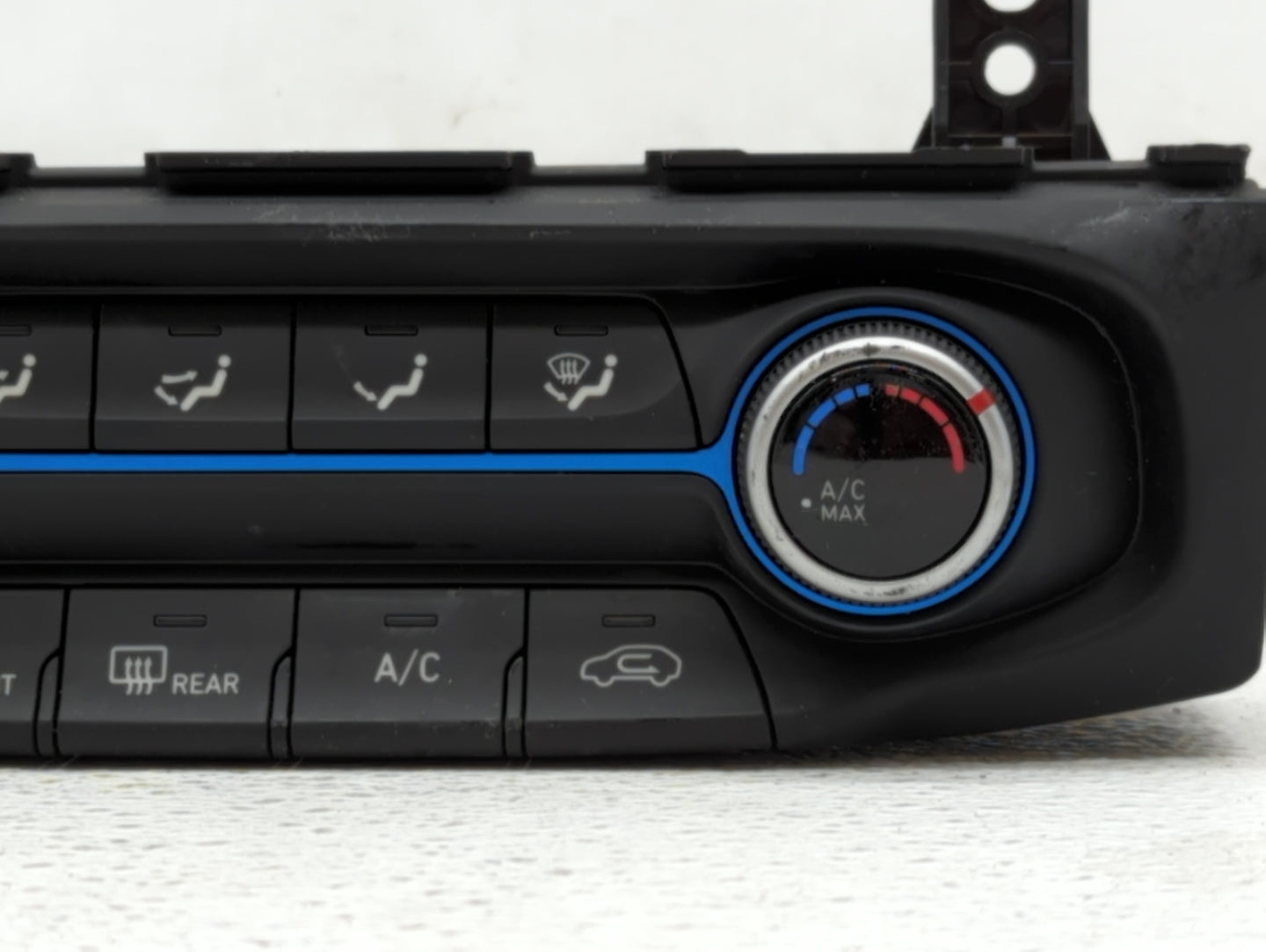 2019-2020 Hyundai Veloster Climate Control Module Temperature AC/Heater Replacement P/N:97250-J3XXX 2633896 Fits Fits 2019 2