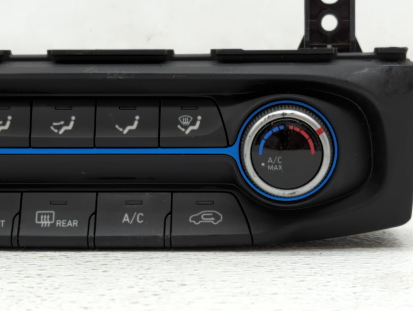 2019-2020 Hyundai Veloster Climate Control Module Temperature AC/Heater Replacement P/N:97250-J3XXX 2633896 Fits Fits 2019 2