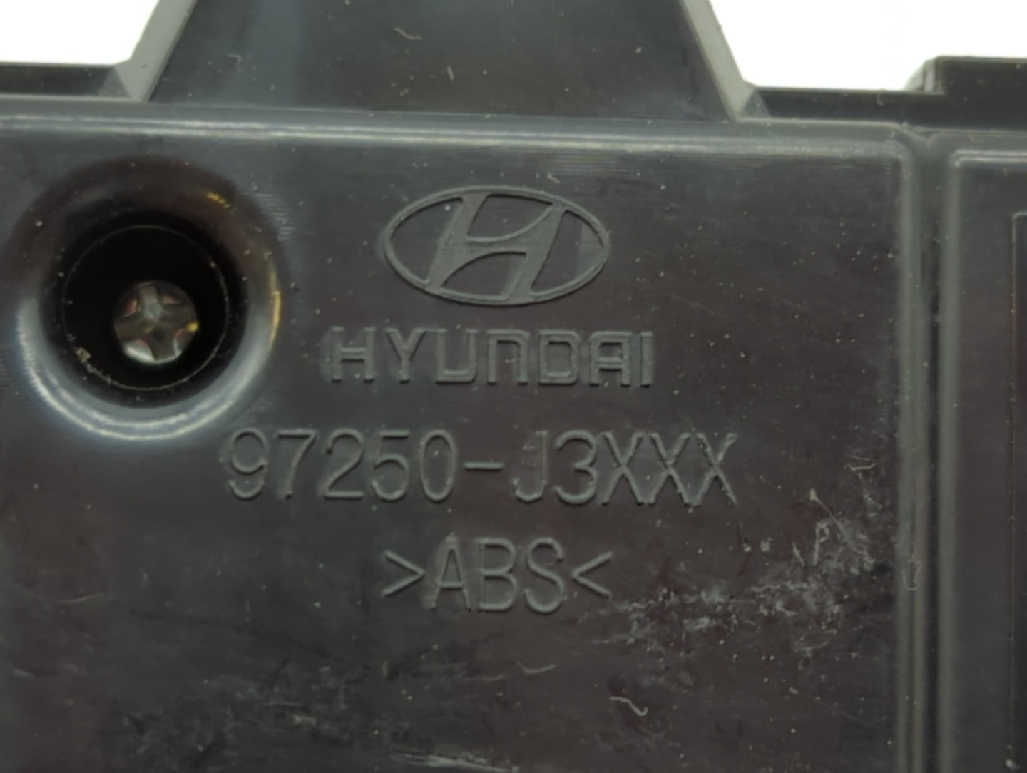 2019-2020 Hyundai Veloster Climate Control Module Temperature AC/Heater Replacement P/N:97250-J3XXX 2633896 Fits Fits 2019 2