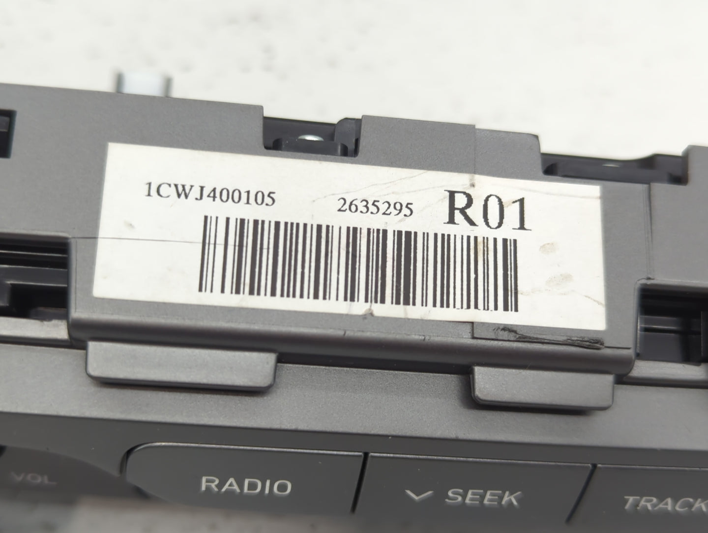 2019-2020 Hyundai Veloster Radio AM FM Cd Player Receiver Replacement P/N:2635295 Fits Fits 2019 2020 OEM Used Auto Parts - 