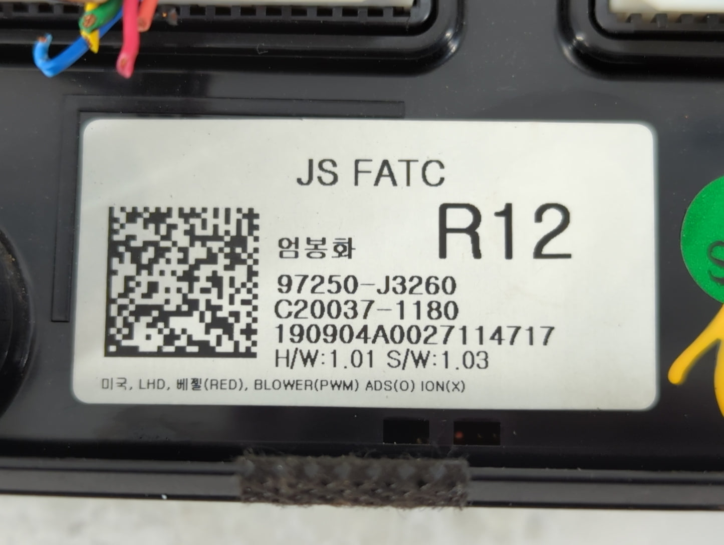 2019-2020 Hyundai Veloster Climate Control Module Temperature AC/Heater Replacement P/N:C20037-1180 97250-J3260 Fits OEM Use