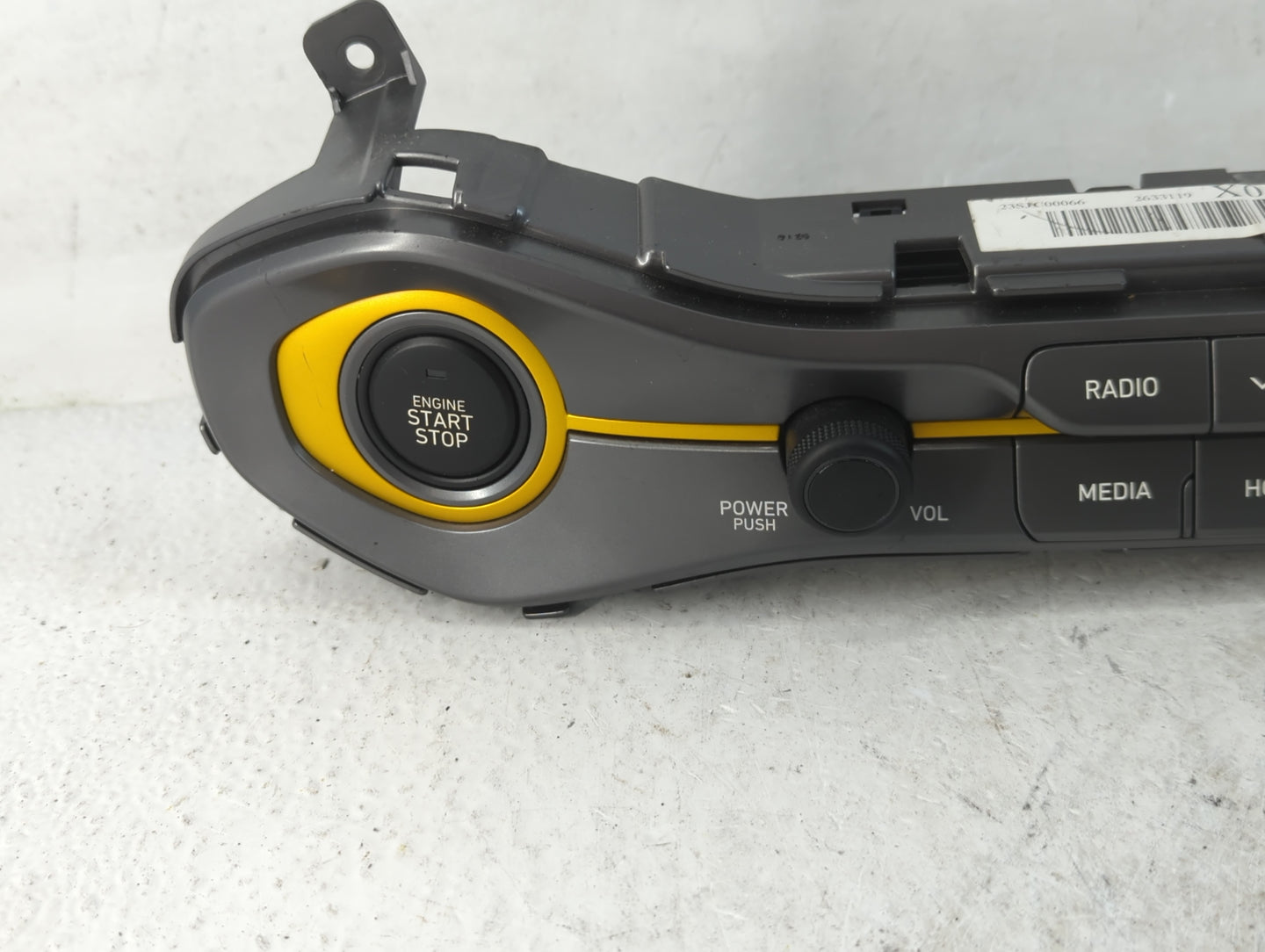 2019-2020 Hyundai Veloster Radio AM FM Cd Player Receiver Replacement P/N:2633119 Fits Fits 2019 2020 OEM Used Auto Parts - 