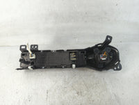 2019-2020 Hyundai Veloster Radio AM FM Cd Player Receiver Replacement P/N:2633119 Fits Fits 2019 2020 OEM Used Auto Parts - 