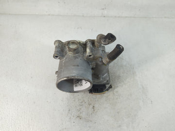 2019-2020 Hyundai Veloster Throttle Body P/N:35100-2E400 Fits Fits 2012 2013 2014 2015 2016 2018 2019 2020 2021 OEM Used Auto Parts