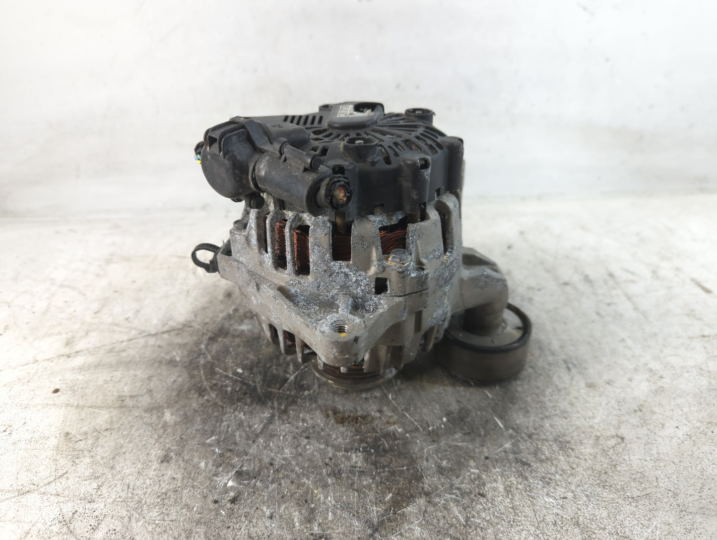 2019-2020 Hyundai Veloster Alternator Replacement Generator Charging Assembly Engine OEM P/N:2710000 Fits Fits 2017 2018 201