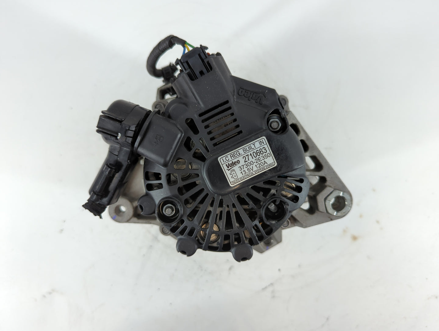 2019-2020 Hyundai Veloster Alternator Replacement Generator Charging Assembly Engine OEM P/N:2710663 Fits Fits 2017 2018 201