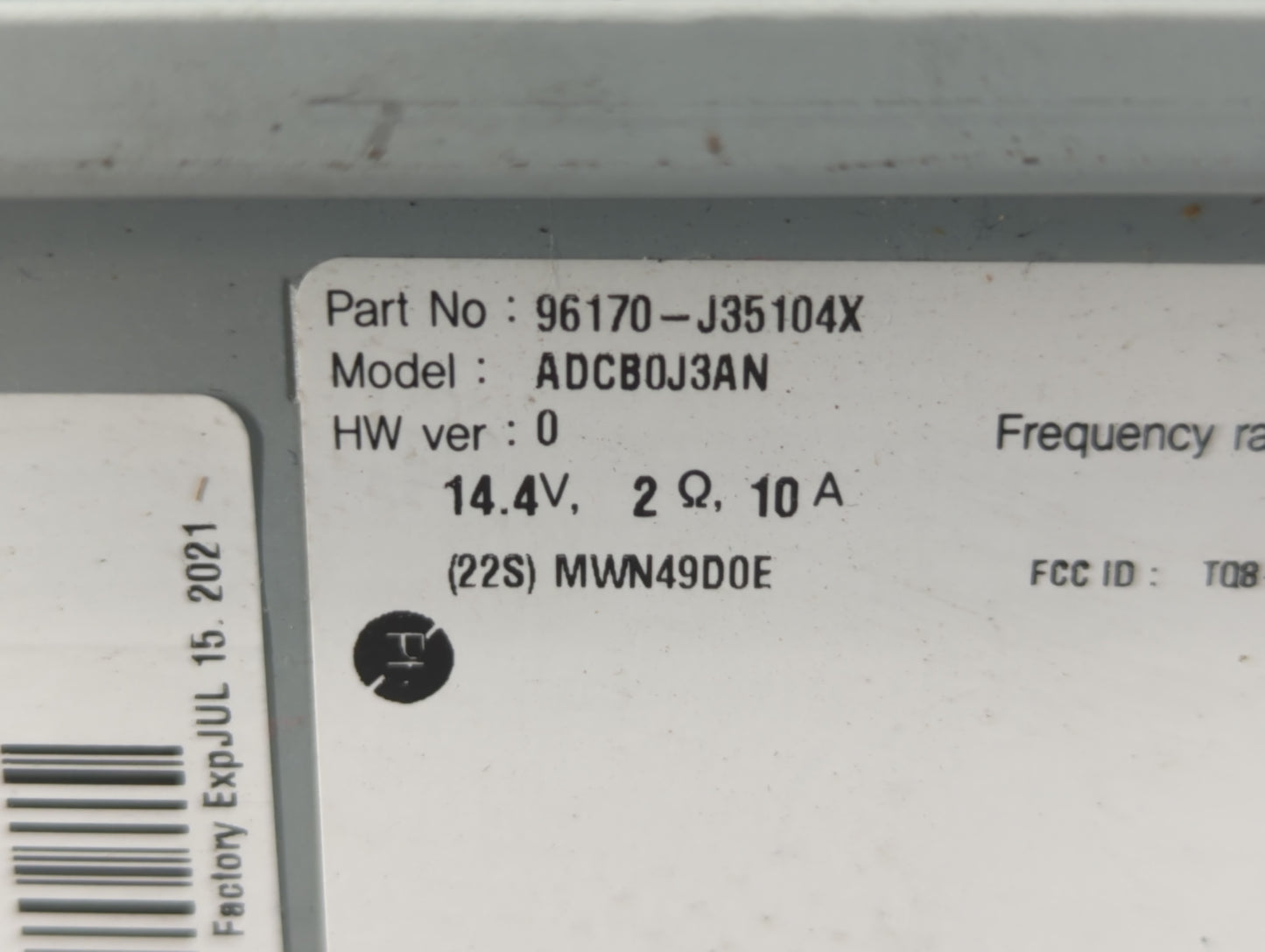 2019-2020 Hyundai Veloster Radio AM FM Cd Player Receiver Replacement P/N:96170-J35104X Fits Fits 2019 2020 OEM Used Auto Pa