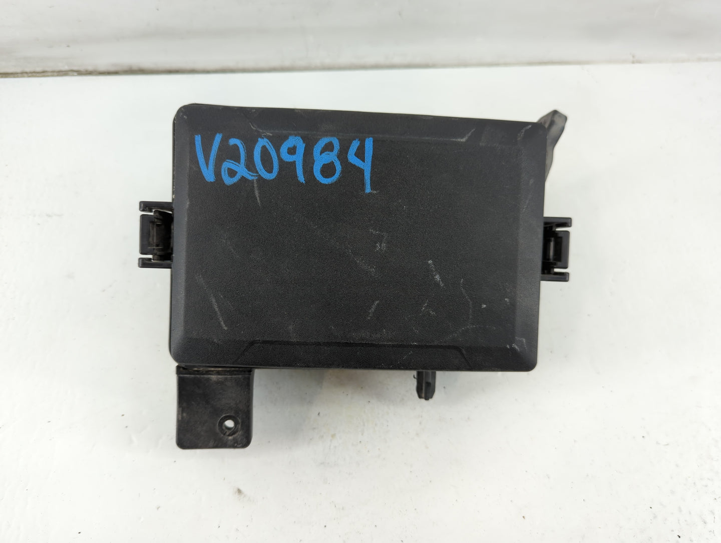 2020 Hyundai Venue Fusebox Fuse Box Panel Relay Module P/N:91270 K2110 Fits OEM Used Auto Parts - Oemusedautoparts1.com