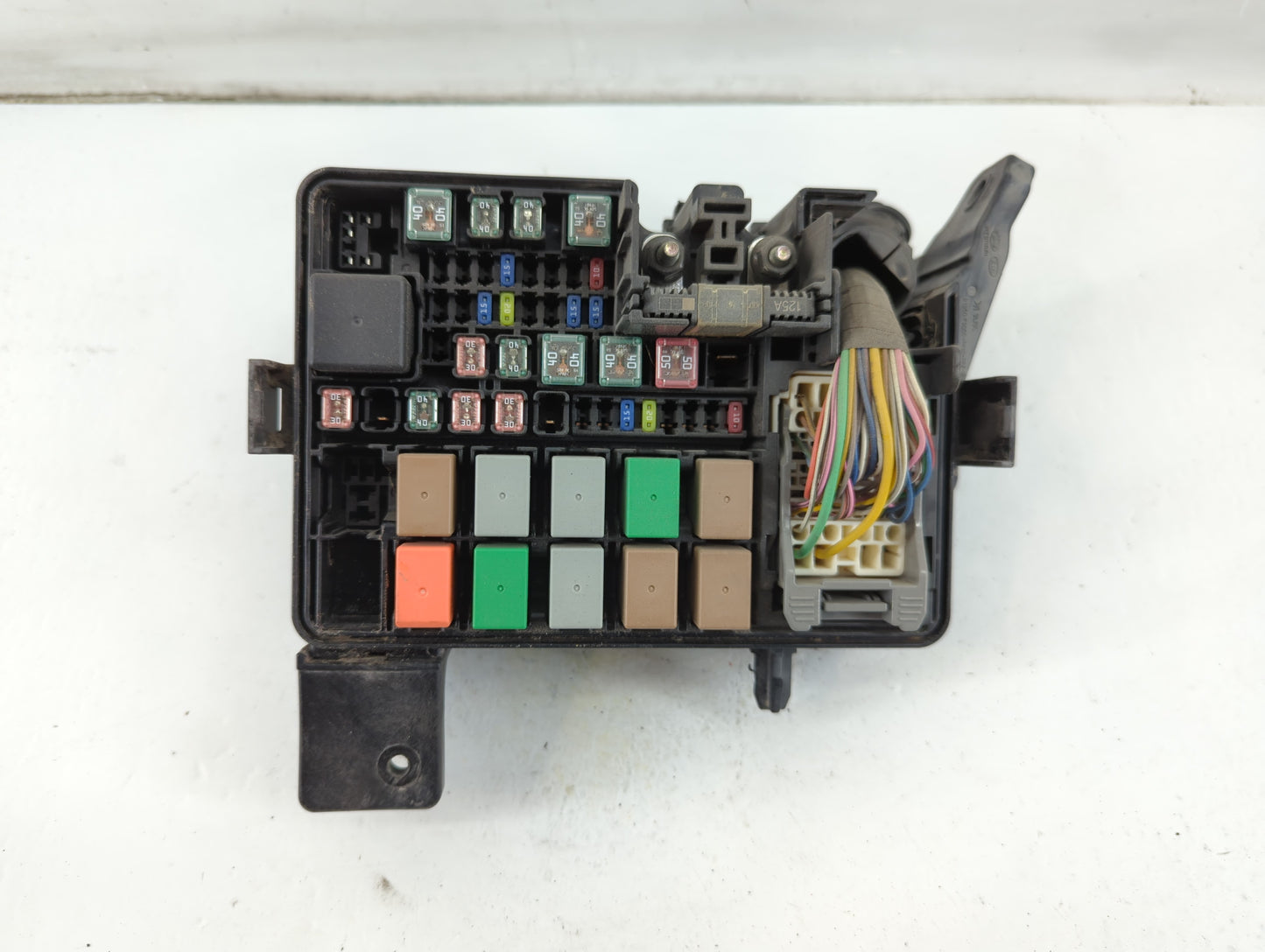 2020 Hyundai Venue Fusebox Fuse Box Panel Relay Module P/N:91270 K2110 Fits OEM Used Auto Parts - Oemusedautoparts1.com