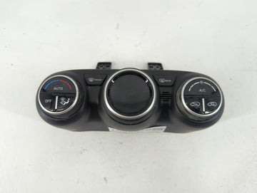 2020 Hyundai Venue Climate Control Module Temperature AC/Heater Replacement P/N:97250-K2390 Fits OEM Used Auto Parts - Oemus