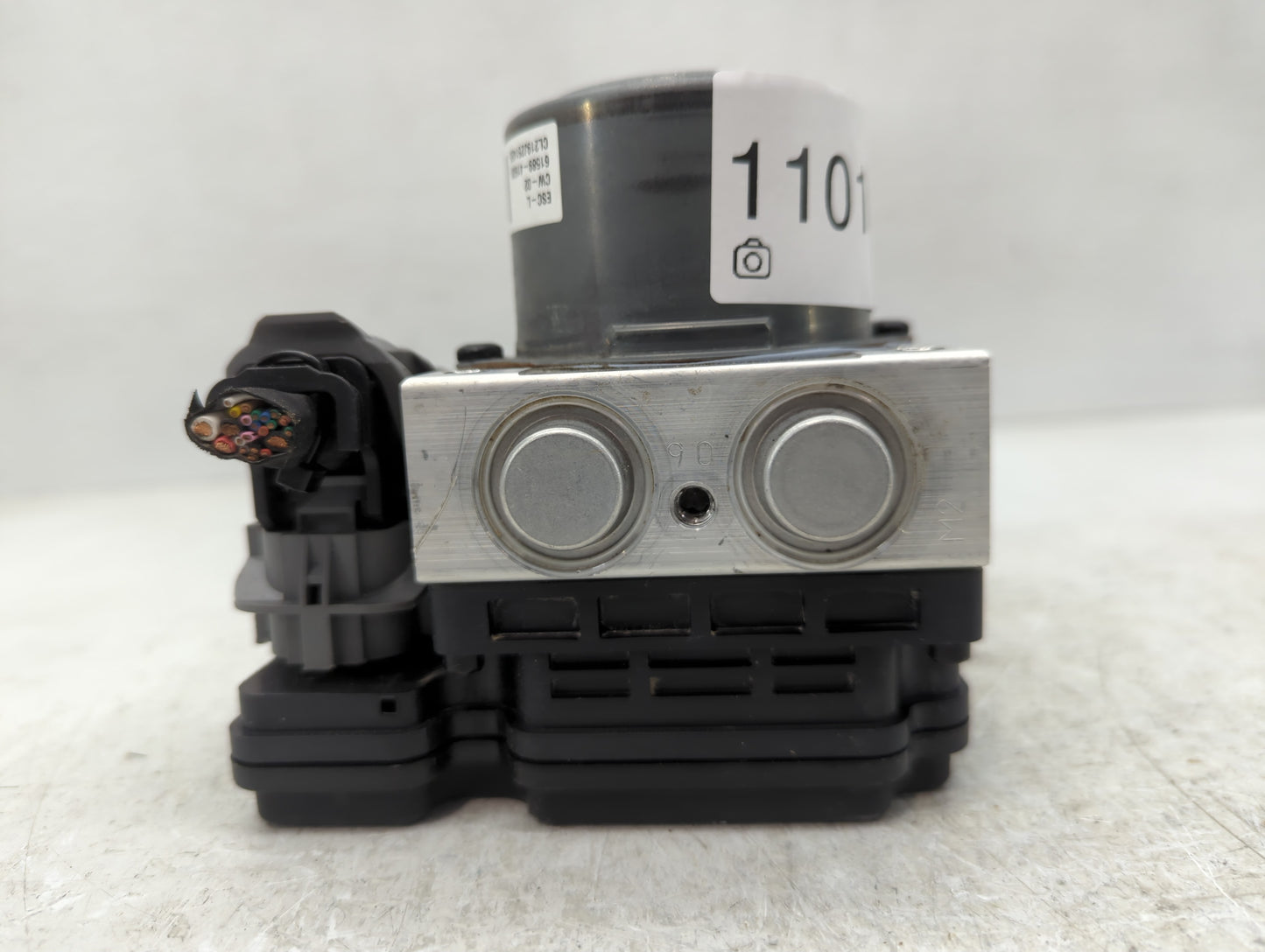 2020 Hyundai Venue ABS Pump Control Module Replacement P/N:58900-K2500 Fits OEM Used Auto Parts - Oemusedautoparts1.com