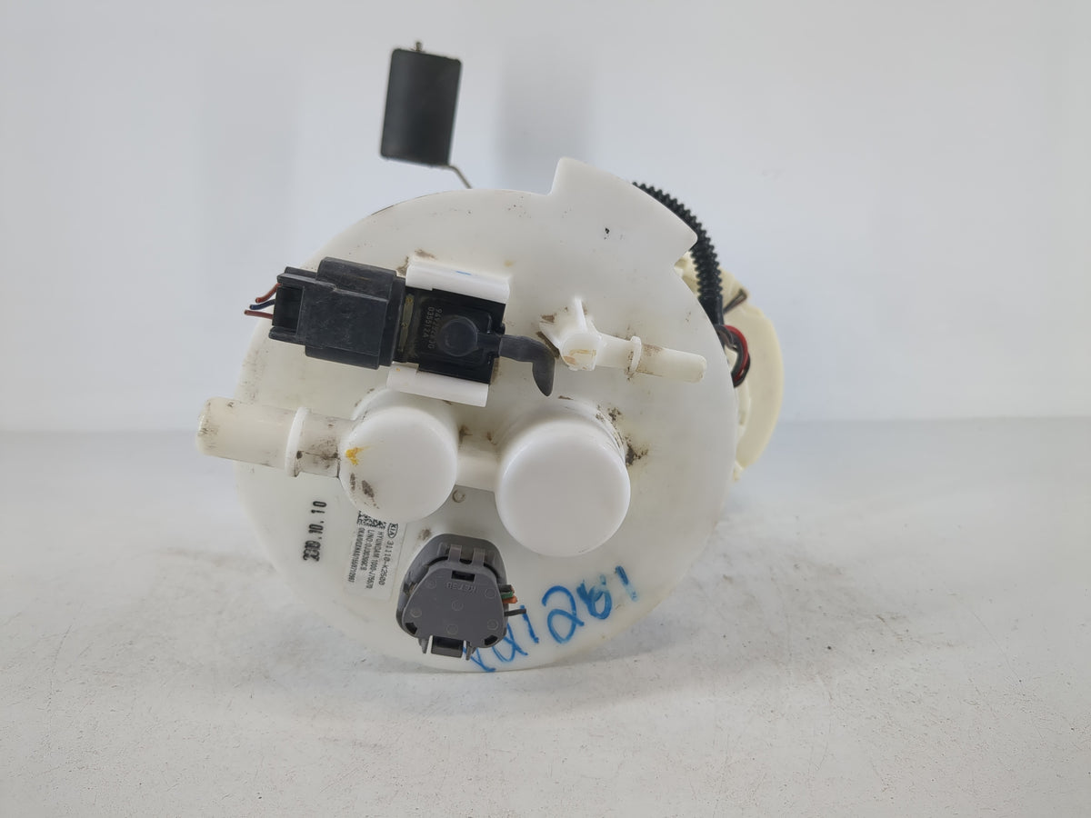 2020-2020 Hyundai Venue Electrical Gas Fuel Pump Assembly - Oemusedautoparts1.com