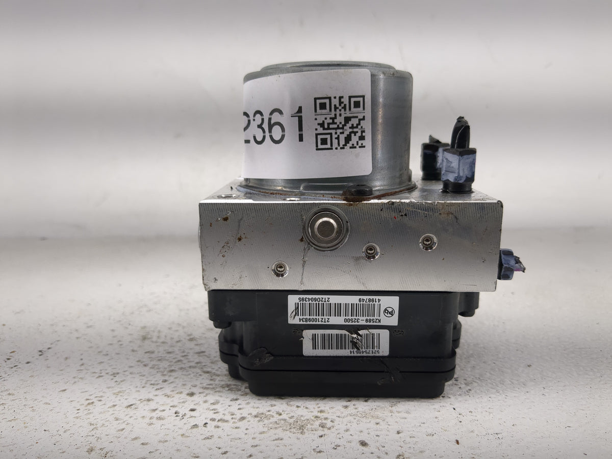 2020 Hyundai Venue Anti-Lock Brake ABS Pump Module Actuator OEM P/N:58900-K2800 58900-K2500 Fits OEM Used Auto Parts - Oemus