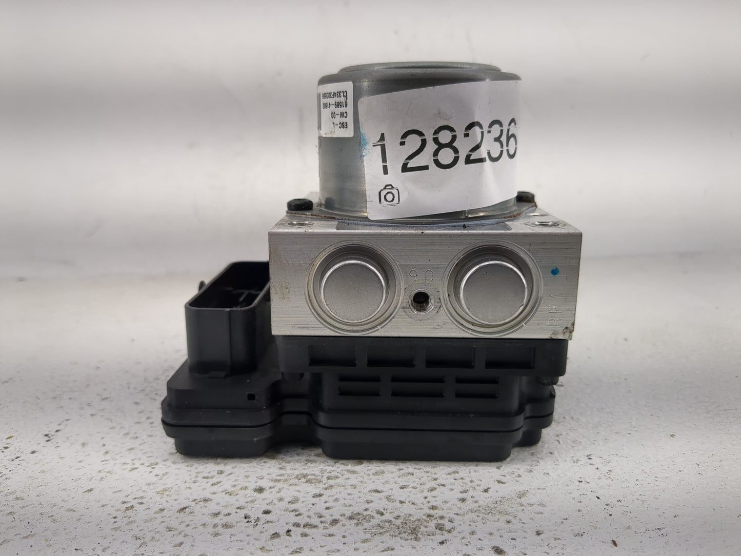 2020 Hyundai Venue ABS Pump Control Module Replacement P/N:58900-K2800 58900-K2500 Fits OEM Used Auto Parts - Oemusedautopar