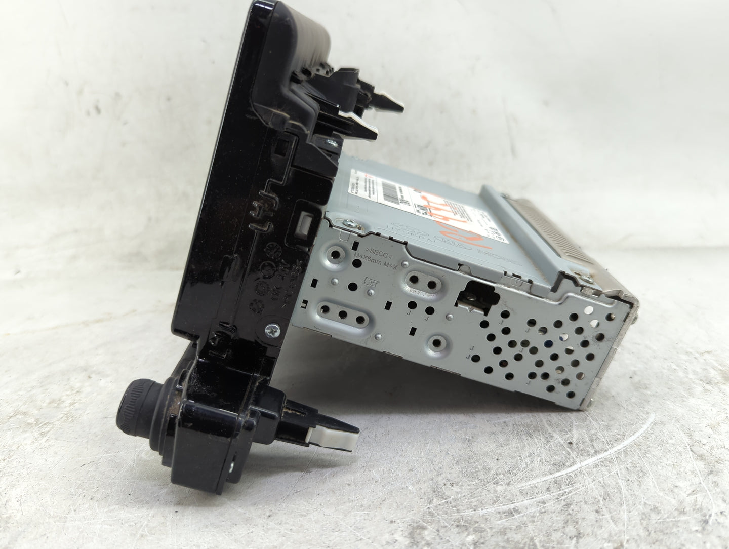 2020 Hyundai Venue Radio AM FM Cd Player Receiver Replacement P/N:96160-K2893MDD ADB25SNAN Fits OEM Used Auto Parts - Oemuse