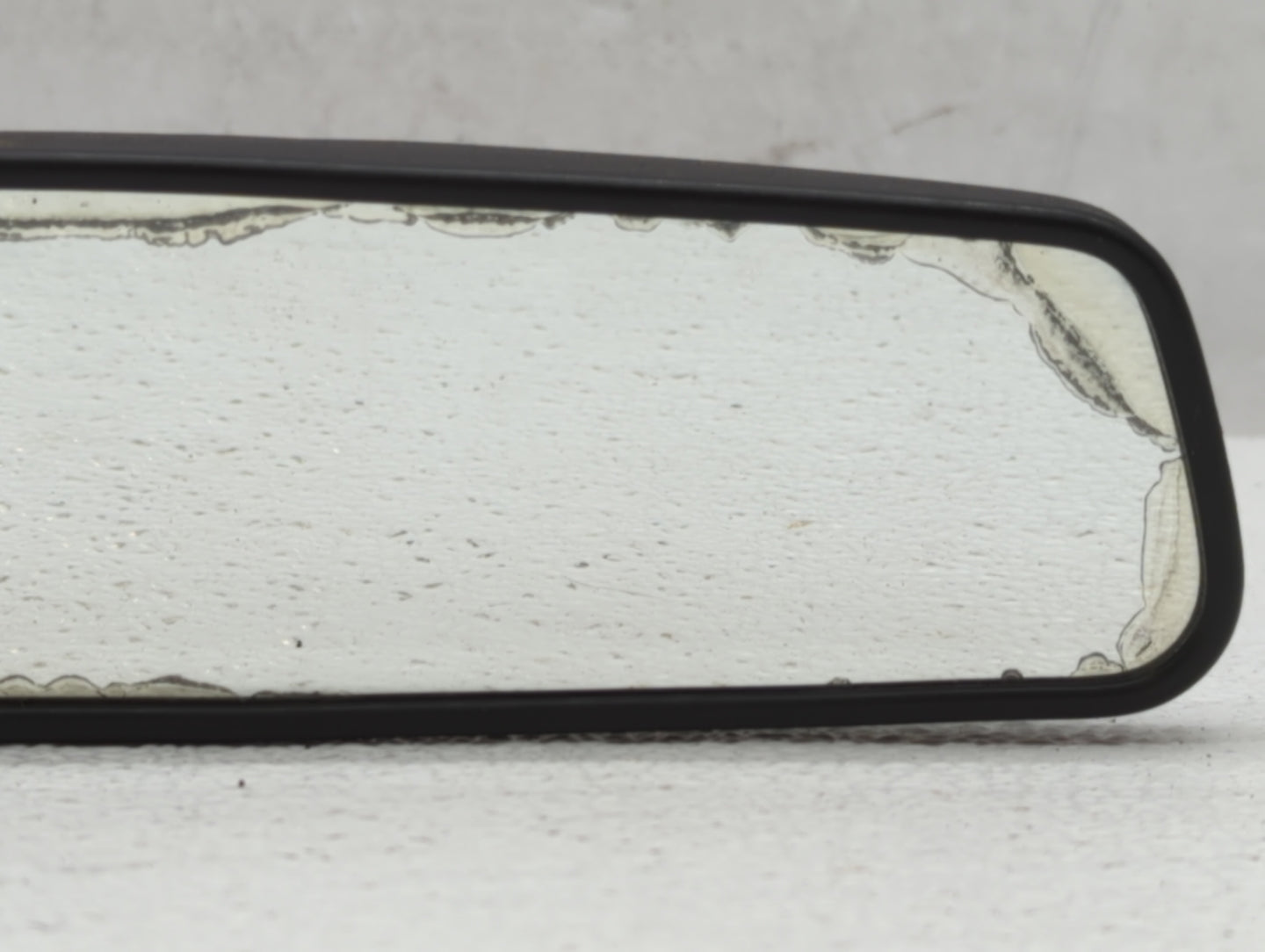 2020 Hyundai Venue Interior Rear View Mirror Replacement OEM P/N:E8011083 Fits OEM Used Auto Parts - Oemusedautoparts1.com