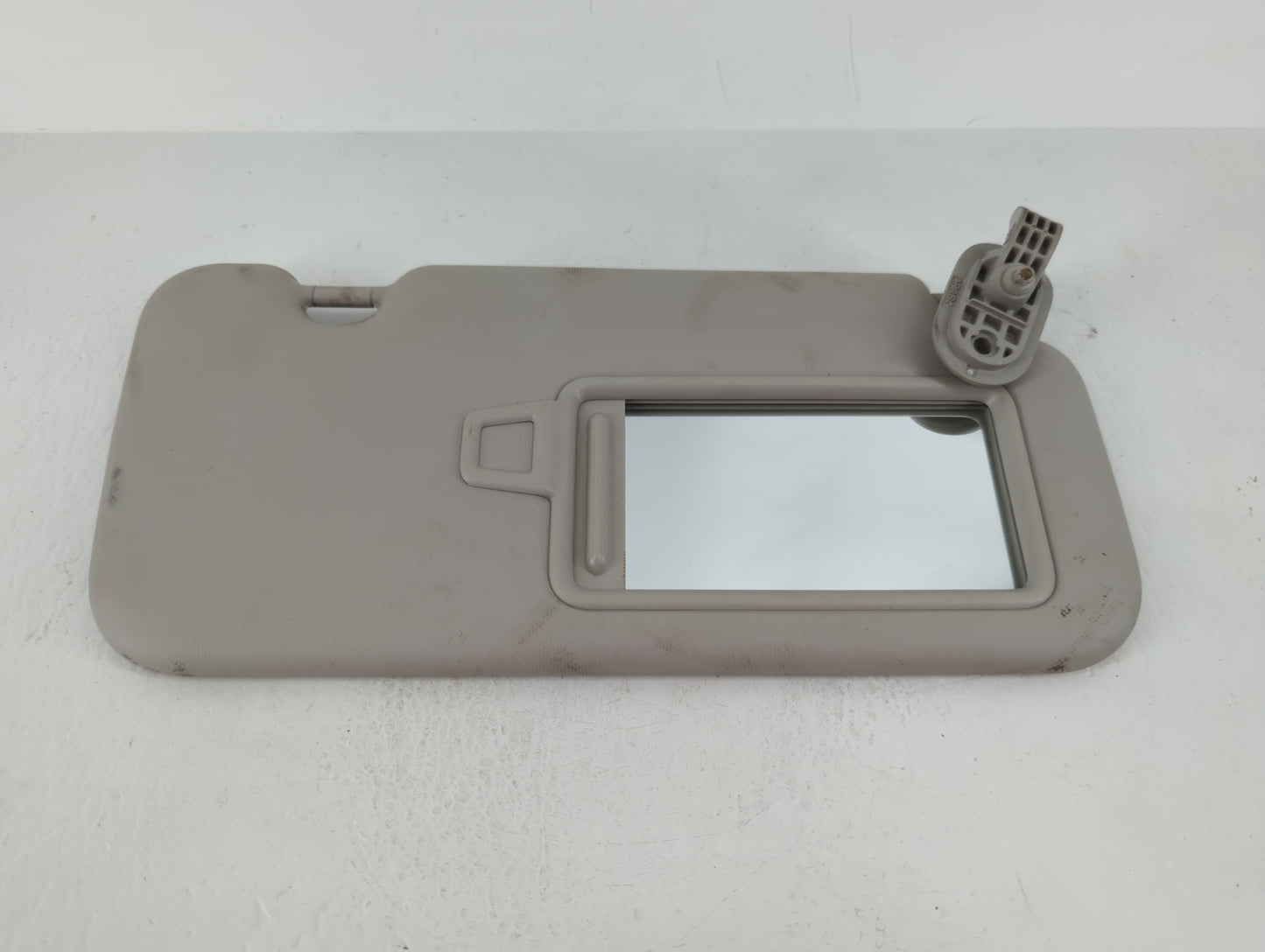 2020 Hyundai Venue Sun Visor Shade Replacement Driver Left Mirror Fits OEM Used Auto Parts - Oemusedautoparts1.com