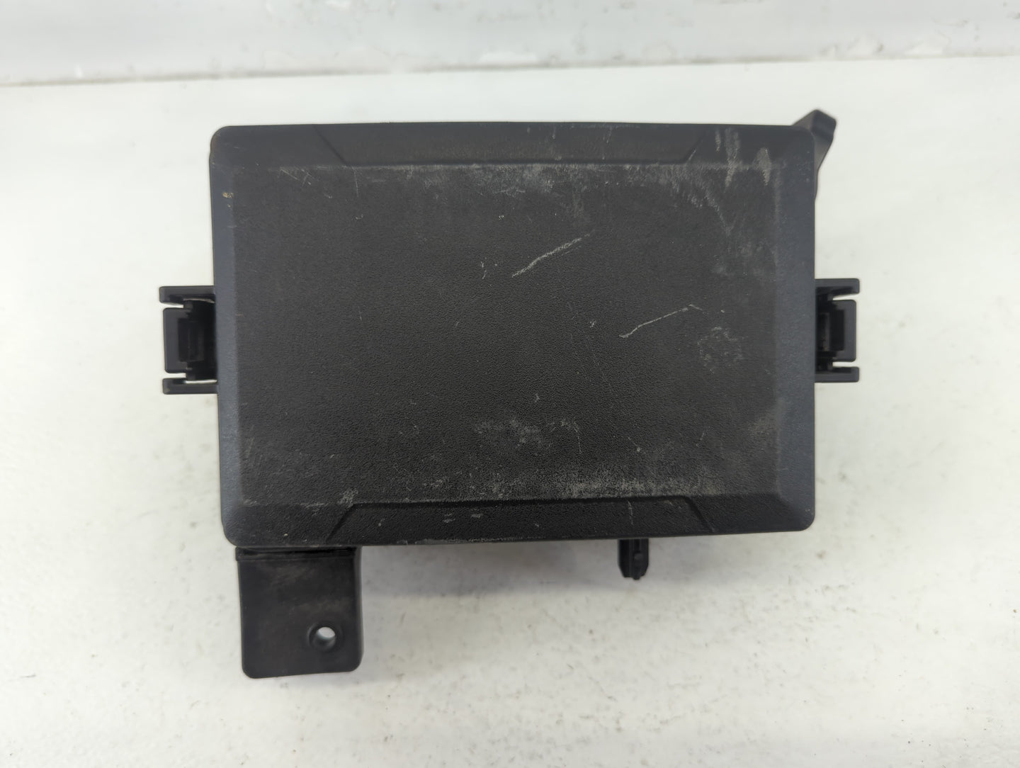 2020 Hyundai Venue Fusebox Fuse Box Panel Relay Module P/N:191205 2219B19079, 91270 K2100 Fits OEM Used Auto Parts - Oemused