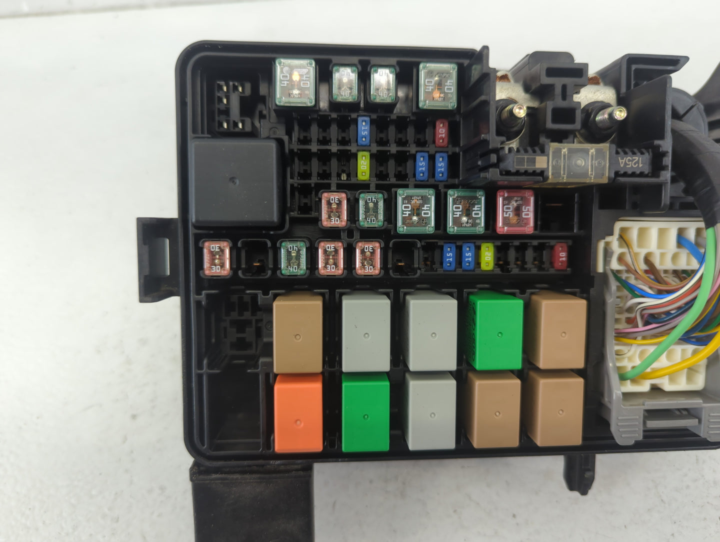 2020 Hyundai Venue Fusebox Fuse Box Panel Relay Module P/N:191205 2219B19079, 91270 K2100 Fits OEM Used Auto Parts - Oemused