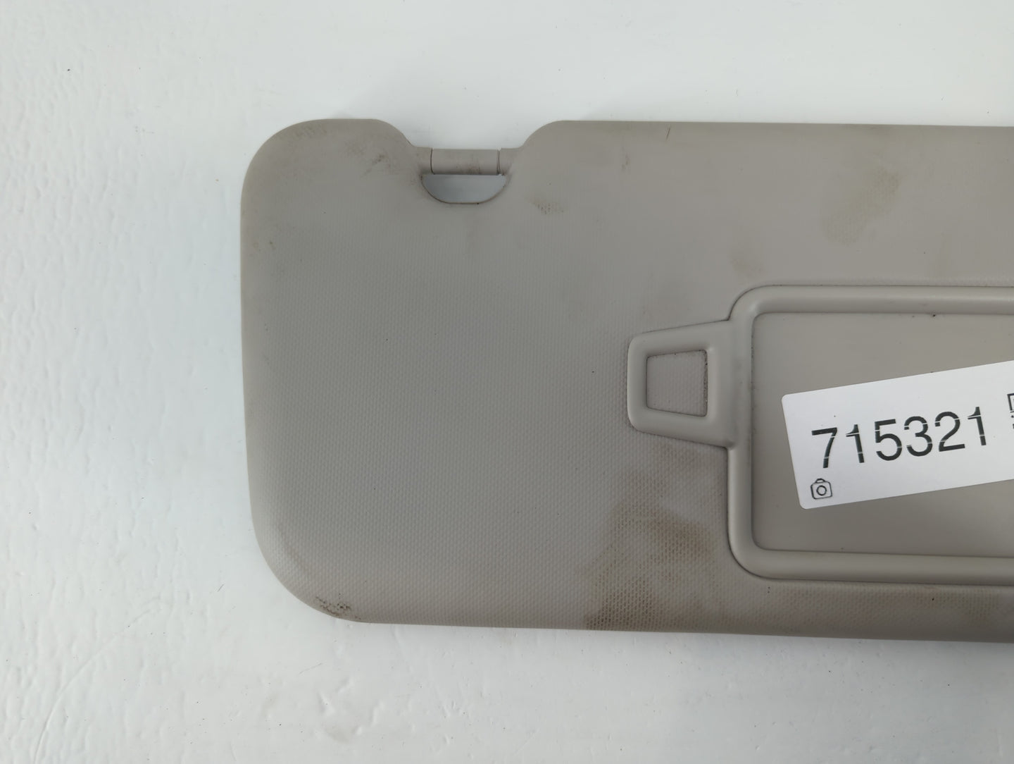 2020 Hyundai Venue Sun Visor Shade Replacement Driver Left Mirror Fits OEM Used Auto Parts - Oemusedautoparts1.com