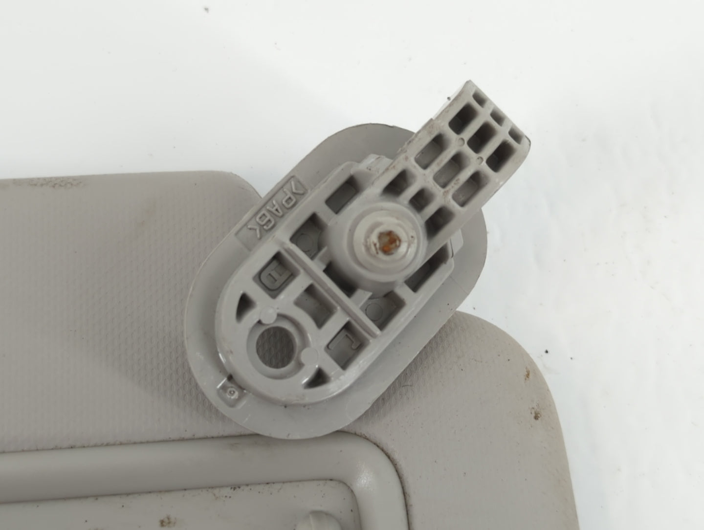 2020 Hyundai Venue Sun Visor Shade Replacement Driver Left Mirror Fits OEM Used Auto Parts - Oemusedautoparts1.com
