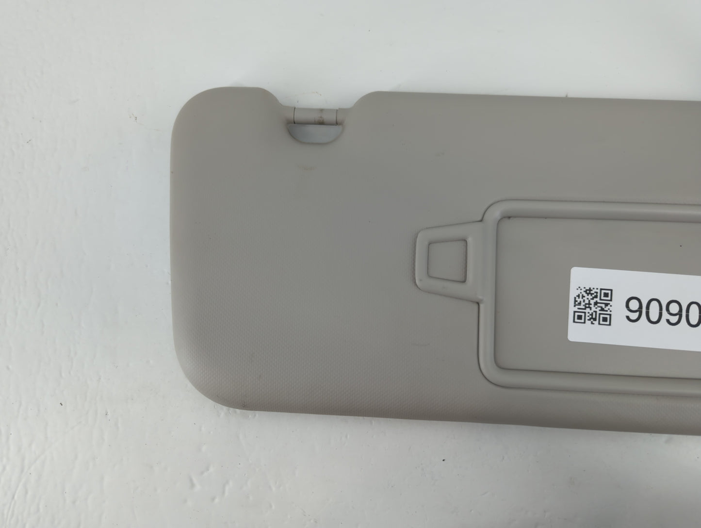 2020 Hyundai Venue Sun Visor Shade Replacement Passenger Right Mirror Fits OEM Used Auto Parts - Oemusedautoparts1.com