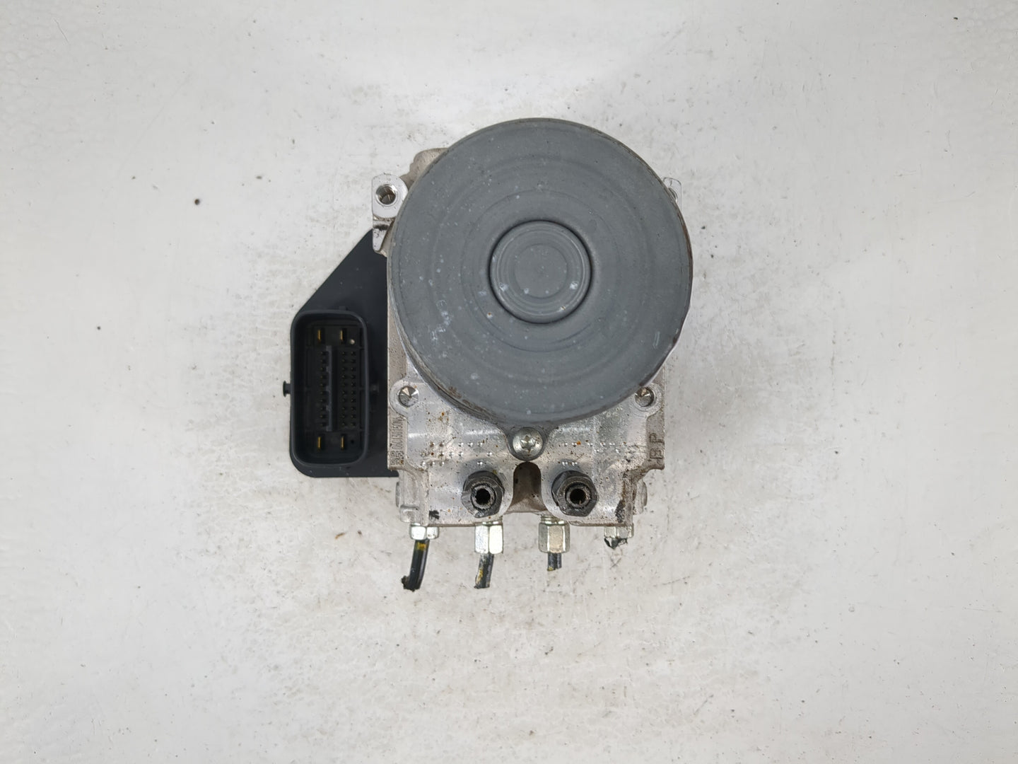 2020 Infiniti Q50 ABS Pump Control Module Replacement P/N:116040-66210 47660 6HC0A Fits OEM Used Auto Parts - Oemusedautopar