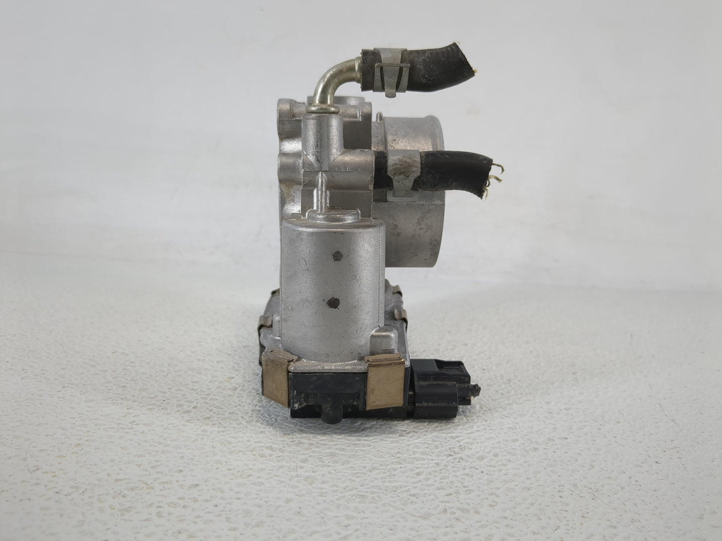 2016-2020 Infiniti Q50 Throttle Body P/N:RME80-52 Fits Fits 2016 2017 2018 2019 2020 OEM Used Auto Parts - Oemusedautoparts1
