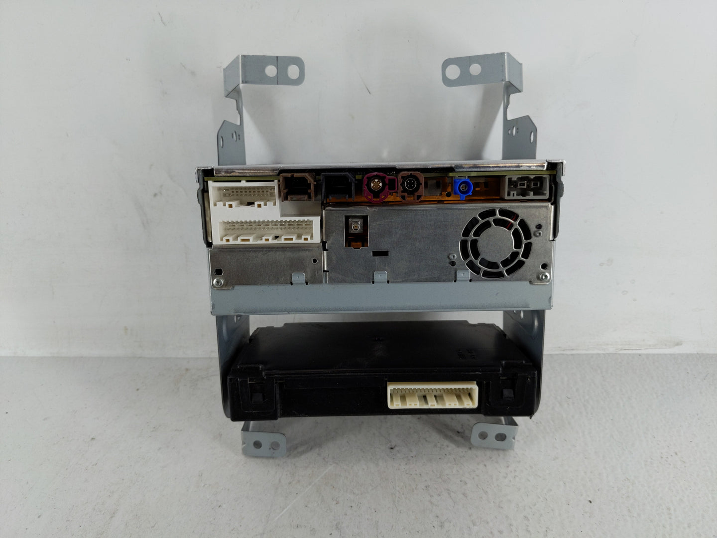 2020 Infiniti Q50 Radio AM FM Cd Player Receiver Replacement P/N:2591A 5NA4A Fits Fits 2019 OEM Used Auto Parts - Oemusedaut