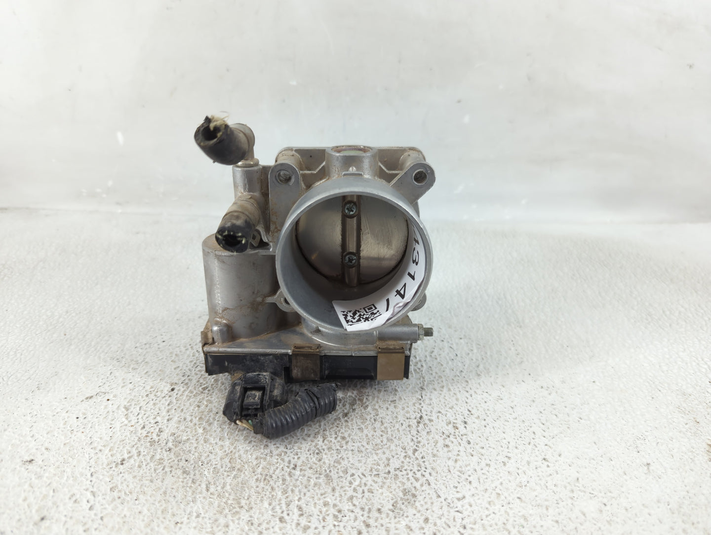 2016-2020 Infiniti Q50 Throttle Body Fits Fits 2016 2017 2018 2019 2020 OEM Used Auto Parts - Oemusedautoparts1.com