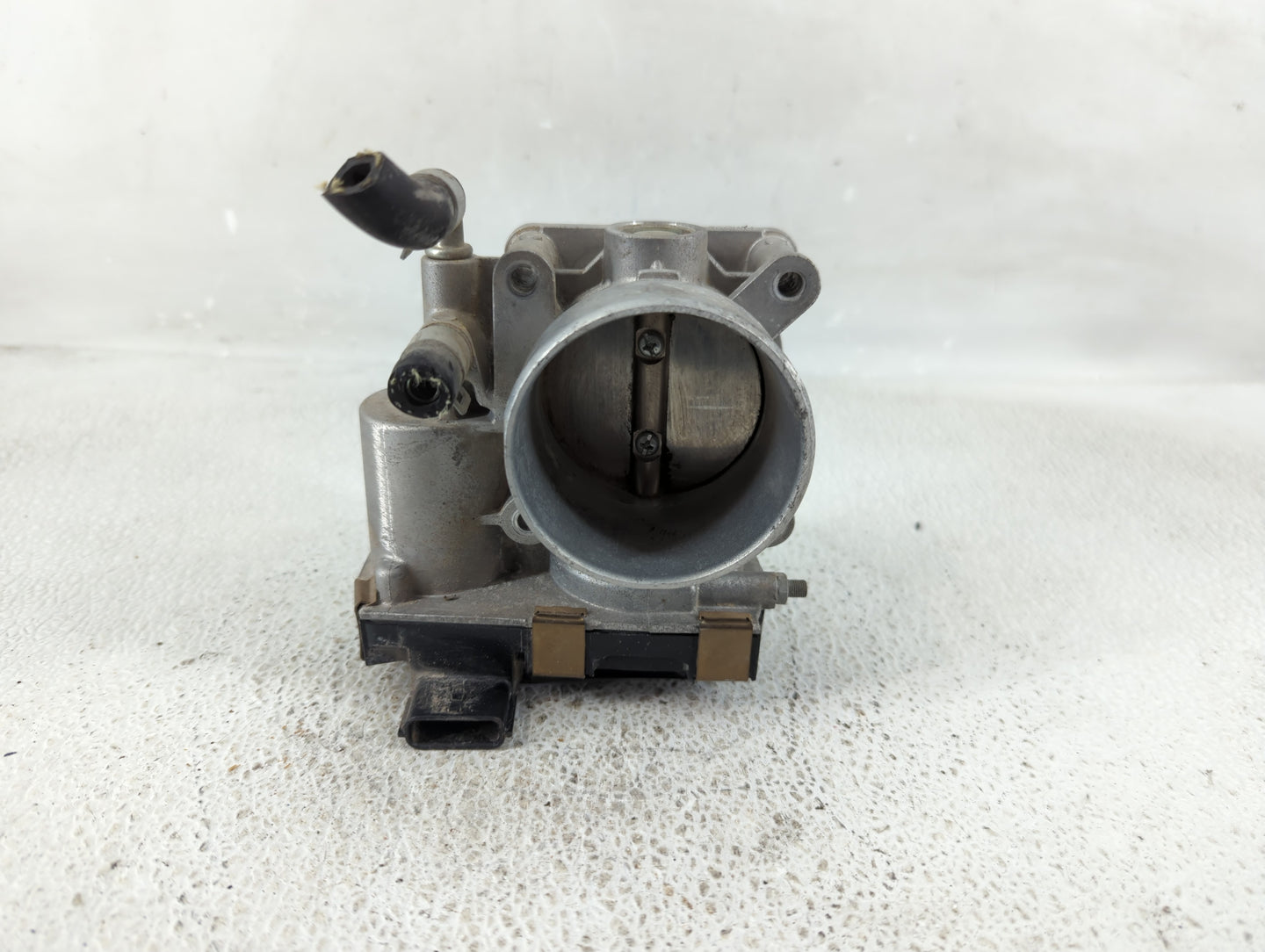 2016-2020 Infiniti Q50 Throttle Body Fits Fits 2016 2017 2018 2019 2020 OEM Used Auto Parts - Oemusedautoparts1.com