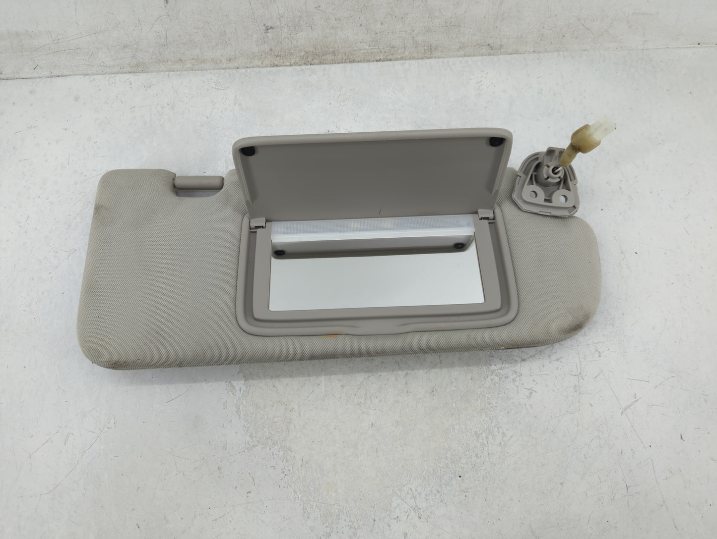 2014-2020 Infiniti Q50 Sun Visor Shade Replacement Passenger Right Mirror Fits Fits 2014 2015 2016 2017 2018 2019 2020 OEM U
