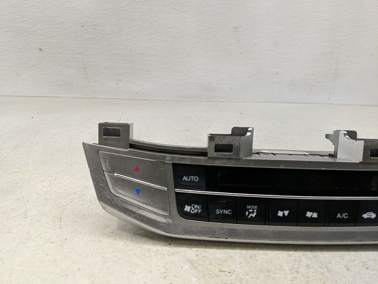 2020 Infiniti Q50 Climate Control Module Temperature AC/Heater Replacement P/N:79600 T2F A611 Fits OEM Used Auto Parts - Oem