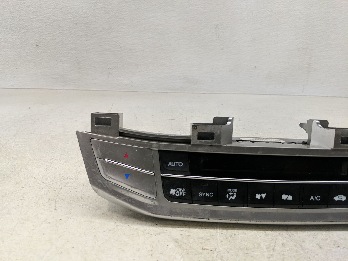 2020 Infiniti Q50 Climate Control Module Temperature AC/Heater Replacement P/N:79600 T2F A611 Fits OEM Used Auto Parts - Oem