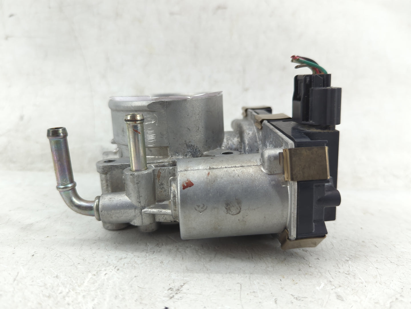 2016-2020 Infiniti Q50 Throttle Body P/N:RME60-52 Fits Fits 2016 2017 2018 2019 2020 OEM Used Auto Parts - Oemusedautoparts1