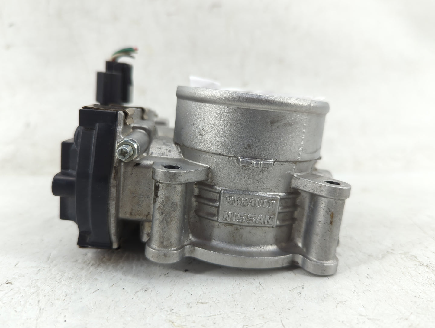2016-2020 Infiniti Q50 Throttle Body P/N:RME60-52 Fits Fits 2016 2017 2018 2019 2020 OEM Used Auto Parts - Oemusedautoparts1