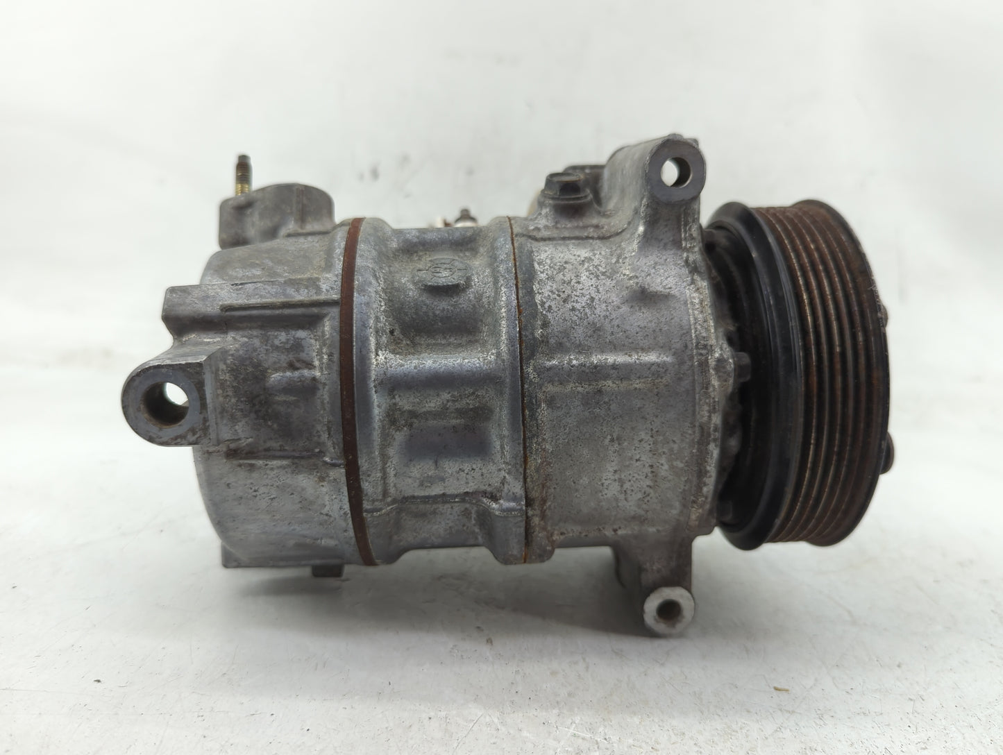 2016-2020 Infiniti Q50 Air Conditioning A/c Ac Compressor Oem - Oemusedautoparts1.com