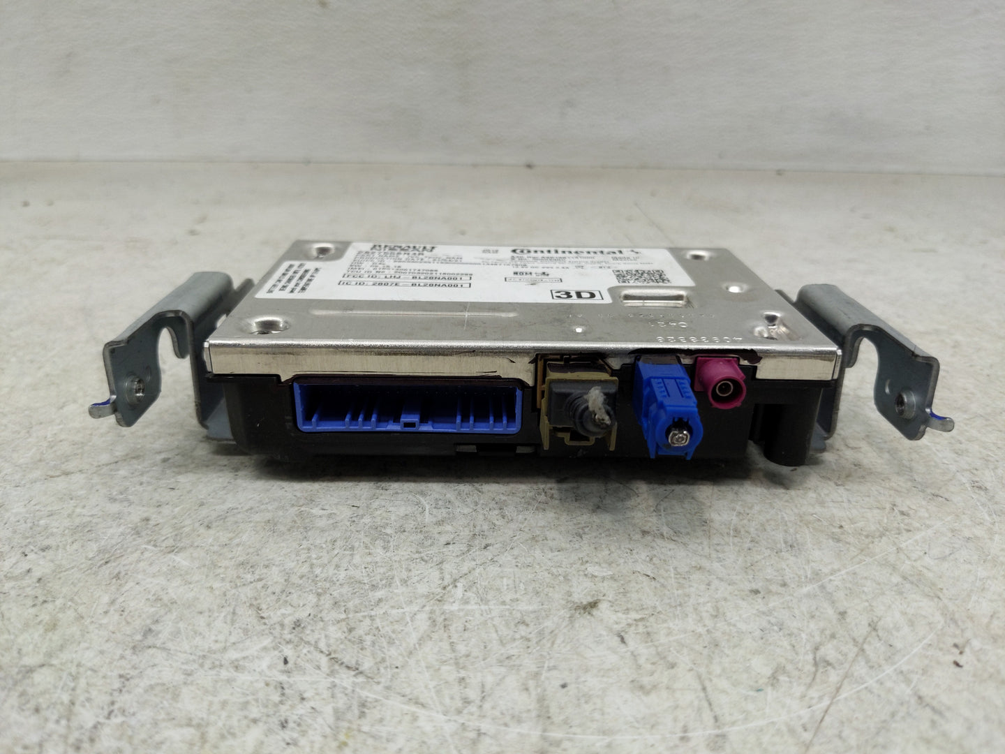 2020-2020 Infiniti Q50 Telematics Control Module 282755sn4b - Oemusedautoparts1.com