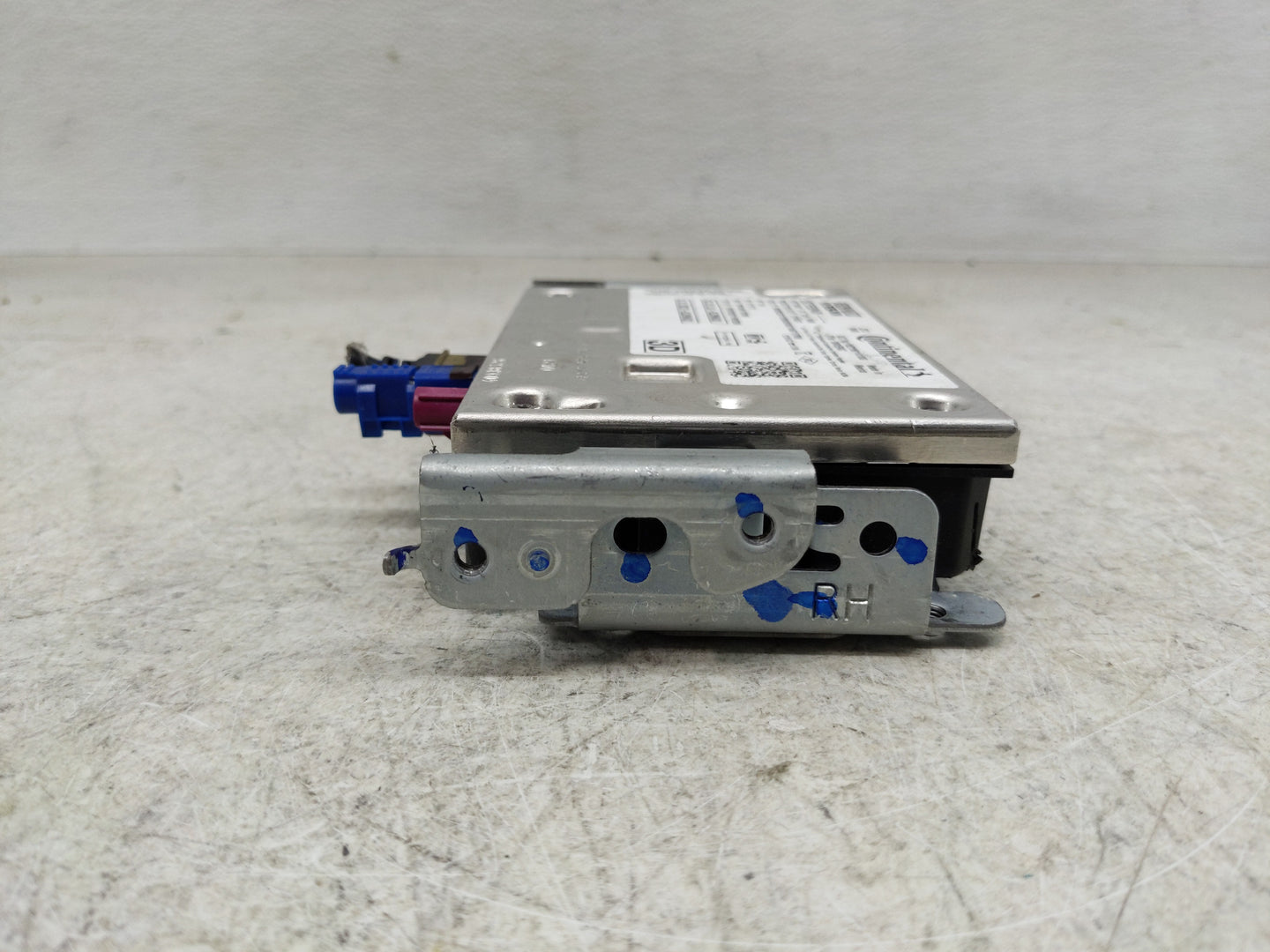 2020-2020 Infiniti Q50 Telematics Control Module 282755sn4b - Oemusedautoparts1.com
