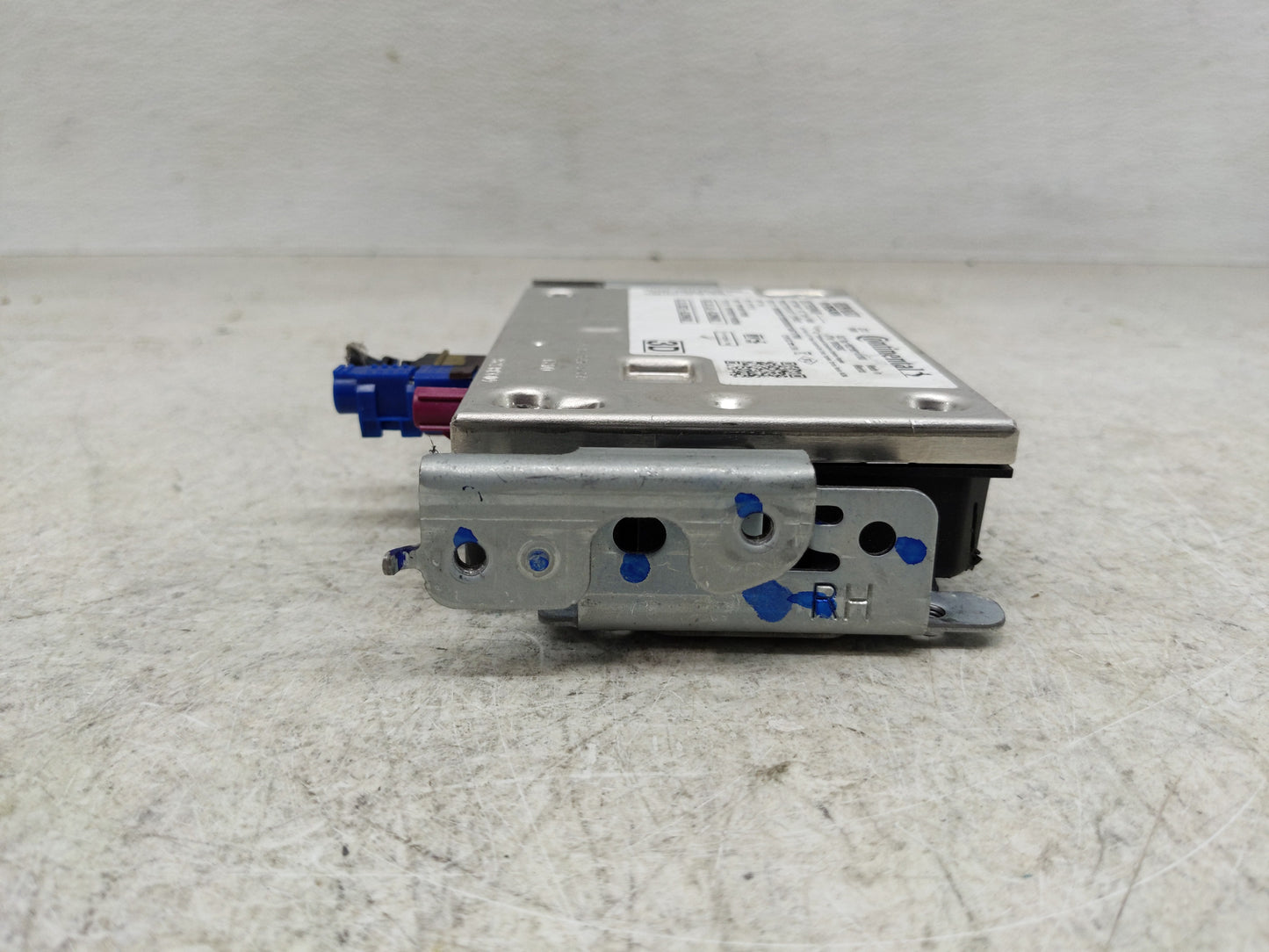 2020-2020 Infiniti Q50 Telematics Control Module 282755sn4b - Oemusedautoparts1.com