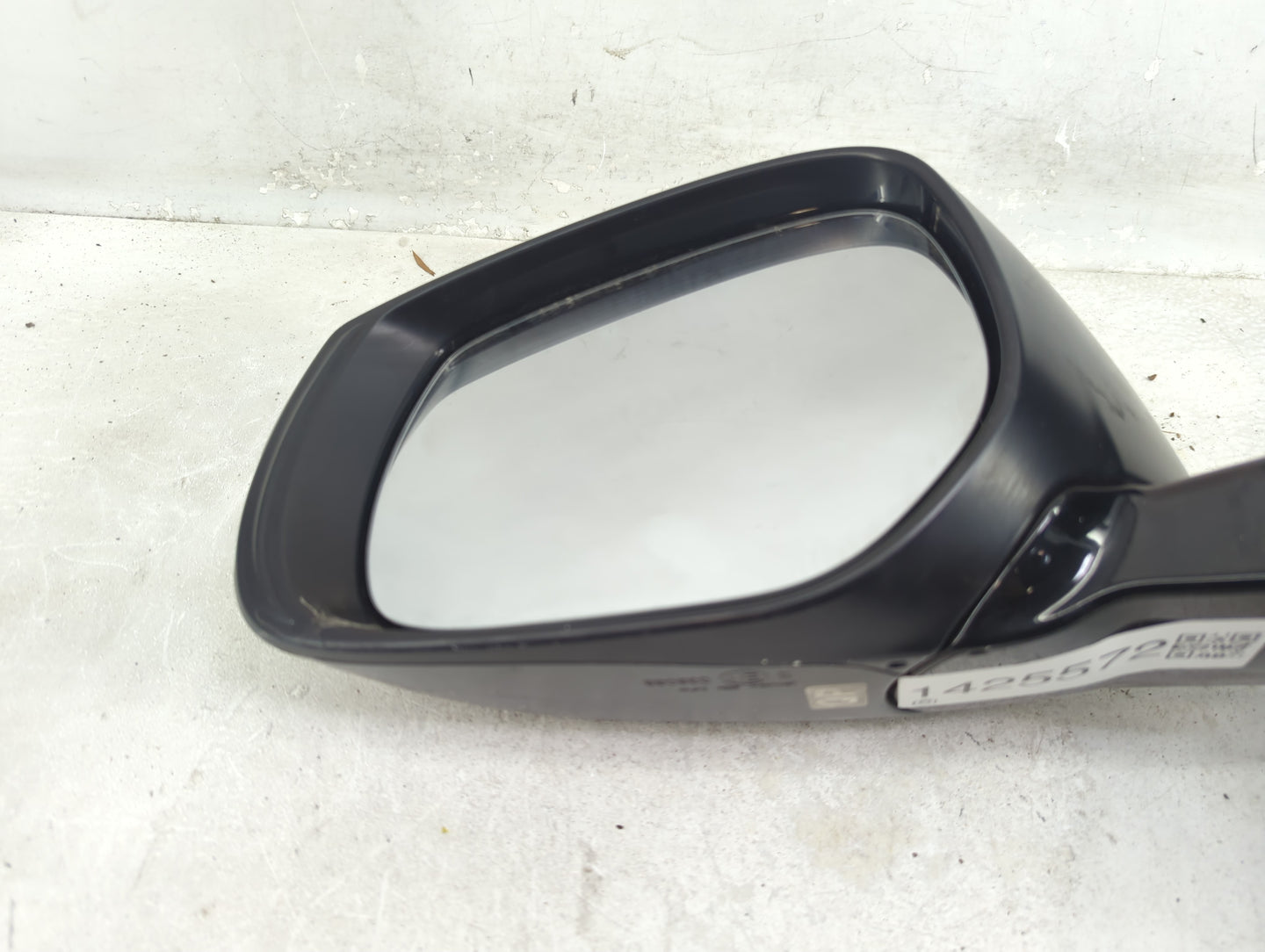 2014-2020 Infiniti Q50 Driver Side View Mirror - Left Door Mirror OEM Used - Oemusedautoparts1.com