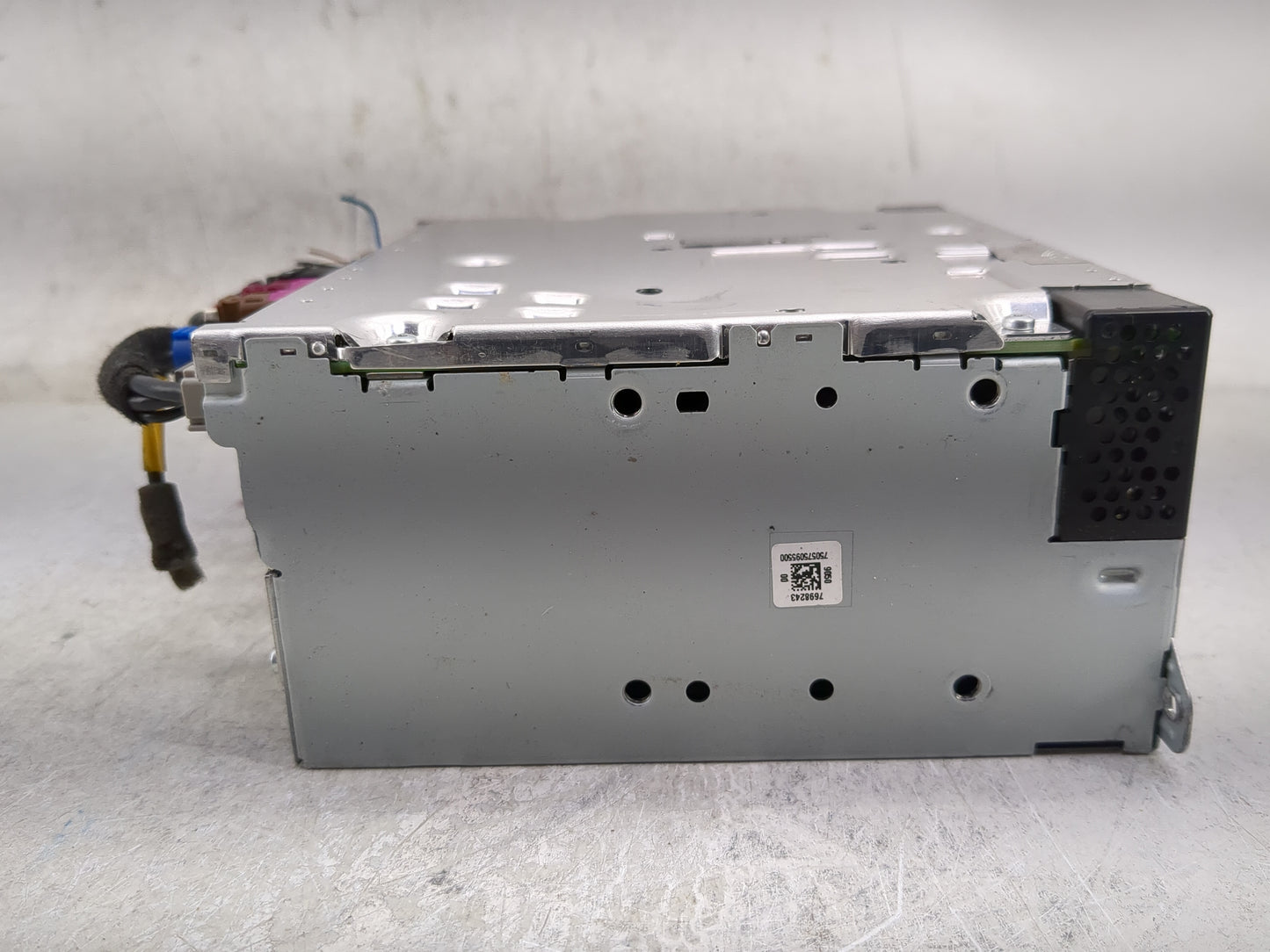 2020 Infiniti Q50 Radio AM FM Cd Player Receiver Replacement P/N:2591A-5NA4A Fits Fits 2019 OEM Used Auto Parts - Oemusedaut