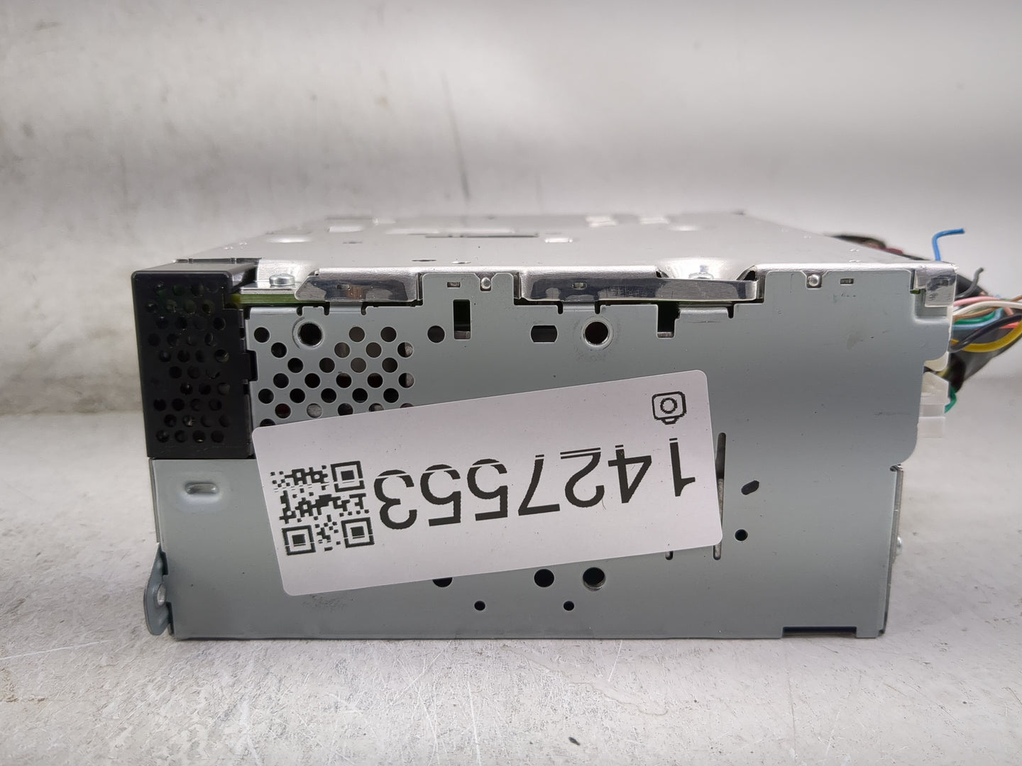 2020 Infiniti Q50 Radio AM FM Cd Player Receiver Replacement P/N:2591A-5NA4A Fits Fits 2019 OEM Used Auto Parts - Oemusedaut