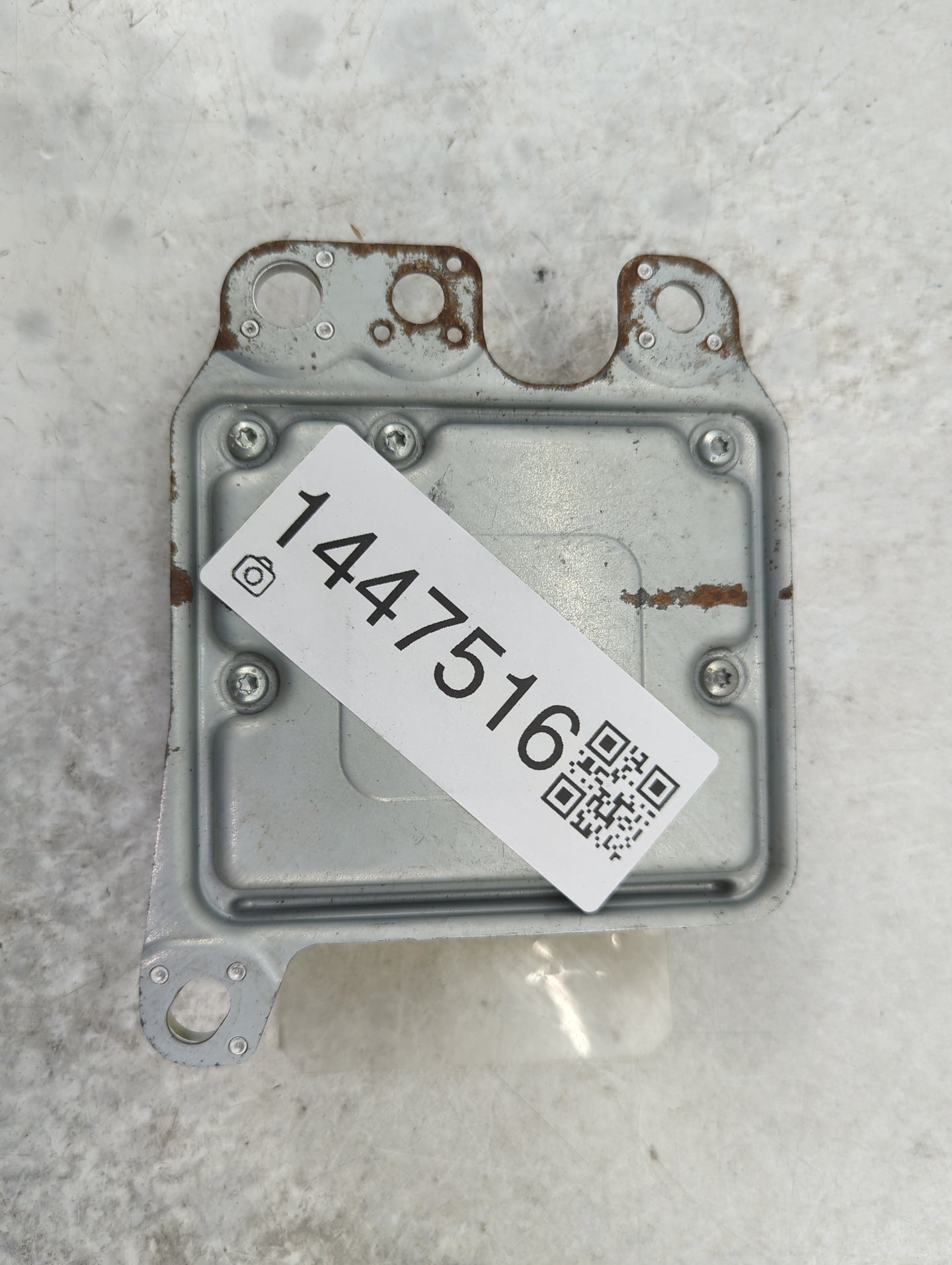 2017-2020 Infiniti Q50 Safety Restraint Srs Airbag Control Module - Oemusedautoparts1.com